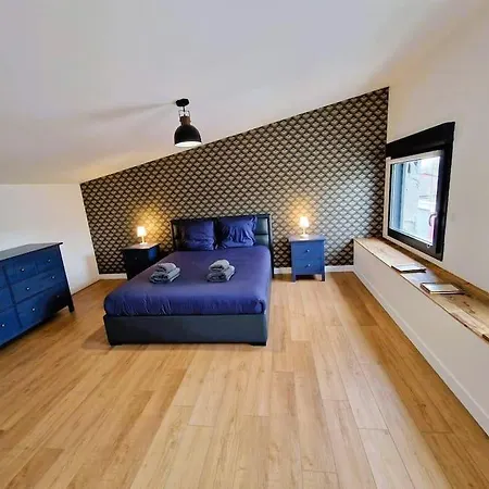 Le Bellay ¤ 2 ¤ Cour ¤10 Mins Centre¤ *