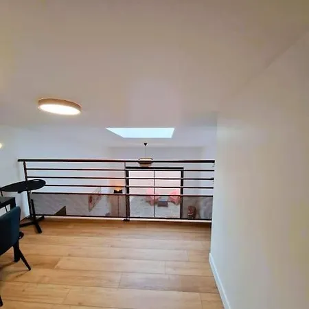 Apartment Le Bellay ¤ 2 ¤ Cour ¤10 Mins Centre¤