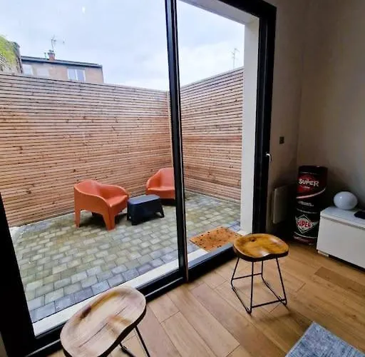 Le Bellay ¤ 2 ¤ Cour ¤10 Mins Centre¤ Apartment