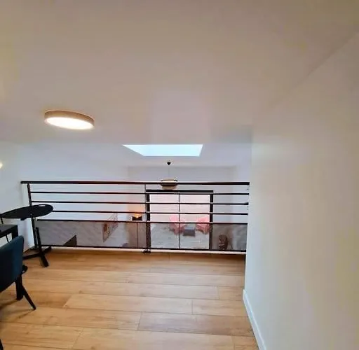 Apartmán Le Bellay ¤ 2 ¤ Cour ¤10 Mins Centre¤